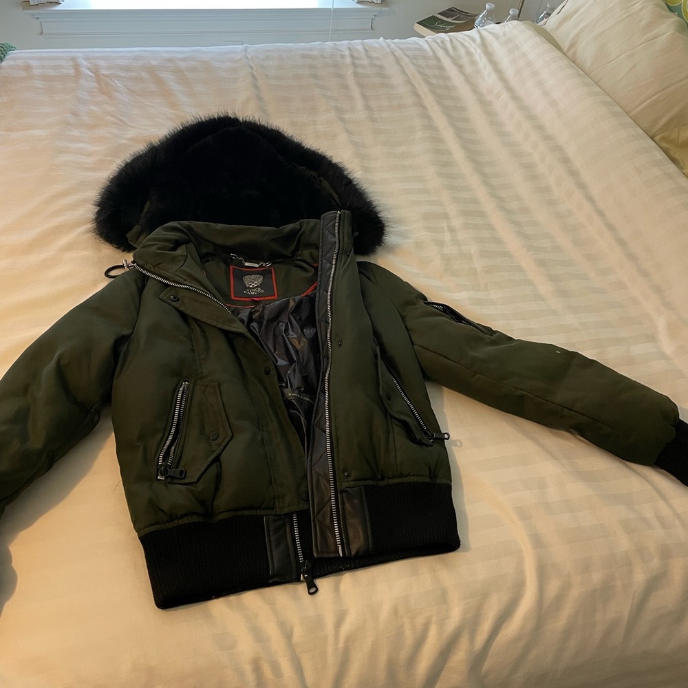 Vince Camuto green puffer jacket